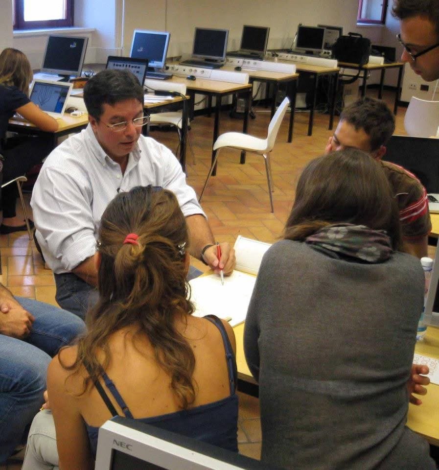 Pedro-García-Espinosa-estratega-consultor-diseñador